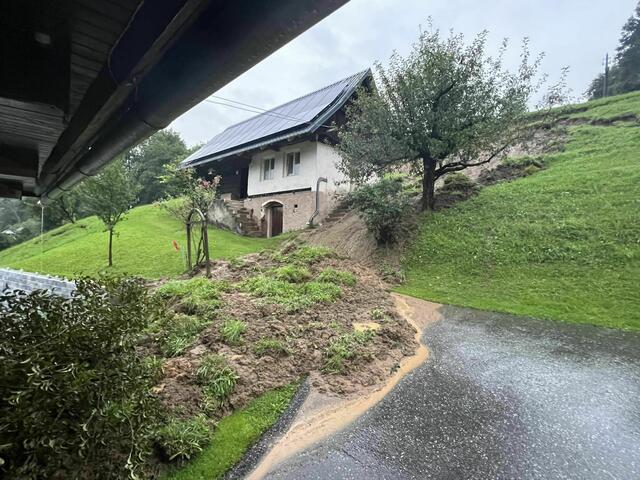In Eibiswald mussten auch Häuser evakuiert werden. | Foto: Thürschweller/Facebook