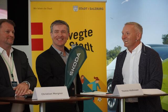 Thomas Hödlmoser(mitte), Präsident des "Cyclodome" Salzburg, ist auch der Vater des Radsportlers Dominik Hödlmoser. | Foto: Petra Huber