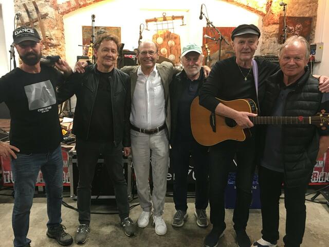 Fritz Weidl, Fred Grasmug, 1. Vzbm. Oswin Donnerer, Herbert Wilfing (Besitzer des Trummerhofs), Herbert Pilz und Hans Wilding (von links nach rechts) | Foto: zVg