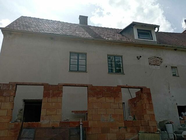 Das 400-Quadratmeter-Haus kommt mit der Energieversorgung teuer. | Foto: privat