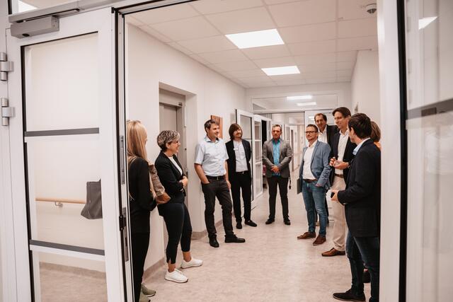 Im Rahmen der Bezirkstour wird auch die Pflegeeinrichtung Amicalis in Tillmitsch besucht.  | Foto: Michaela Lorber