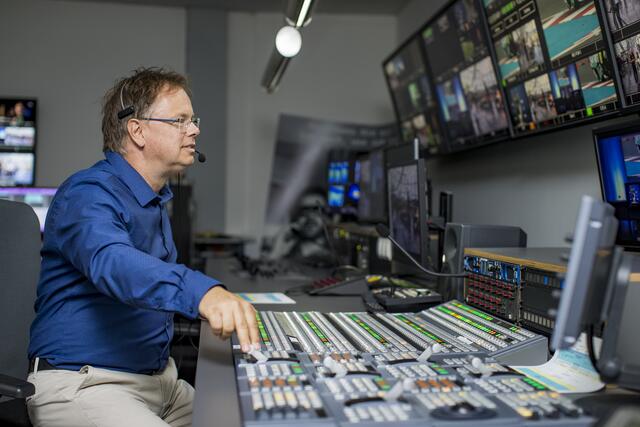 Mit der Sportsendung und dem Talk aus dem Hangar-7  erreicht der konzerneigene TV-Sender "Servus TV" eine weitere Zielgruppe. | Foto: Hangar-7/Neumayr/Leopold
