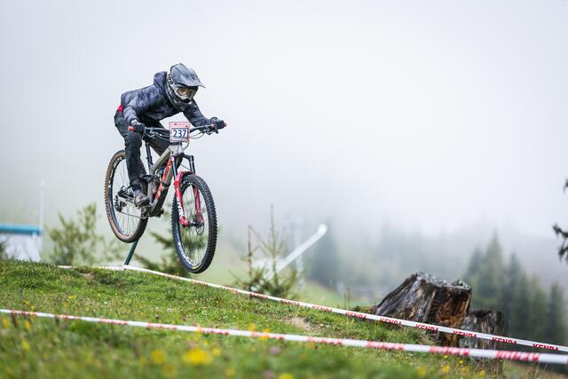 Alle Infos zum Bewerb gibt es auf www.enduro.tirol | Foto: Enduro-Serie/Schwarzwälder