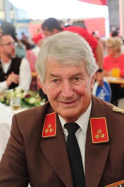 HBI a.D. Siegfried Fassolter (84) leitete 27 Jahre als Kommandant die Geschicke der FF Tobelbad-Haselsdorf und danach 20 Jahre die Feuerwehrsenioren im Feuerwehrabschnitt.  | Foto: Edith Ertl