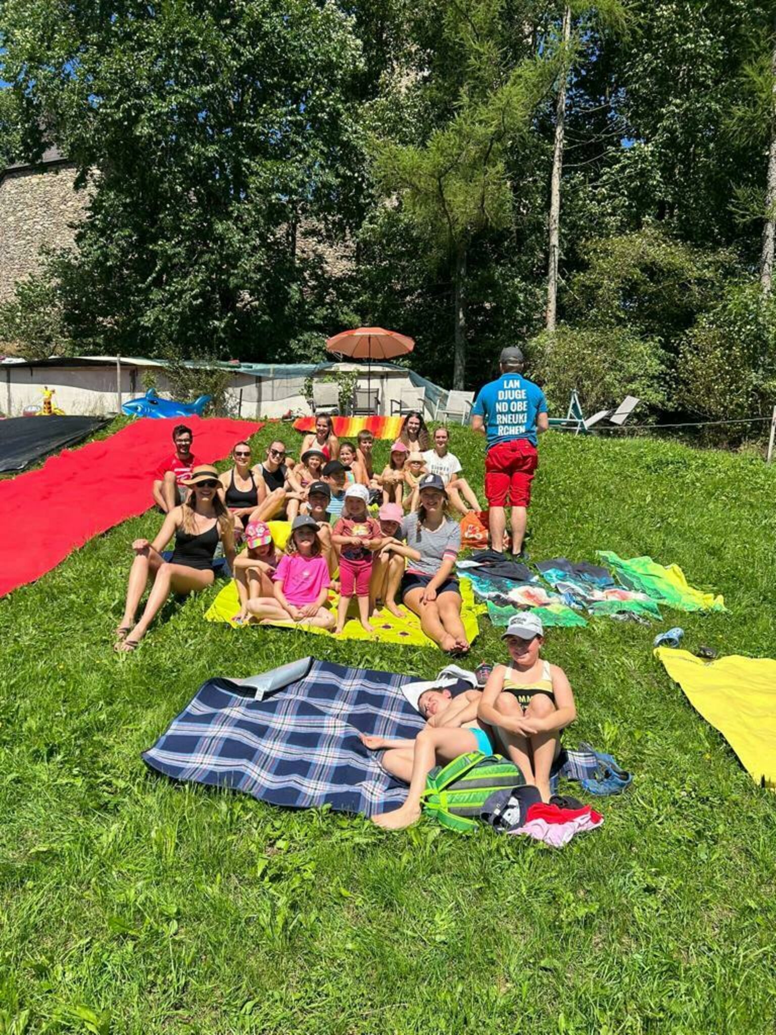 Toomies Bluey Wasserrutsche - Badespielzeug Mit Saugnäpfen Für Kinder Ab 18 Monaten