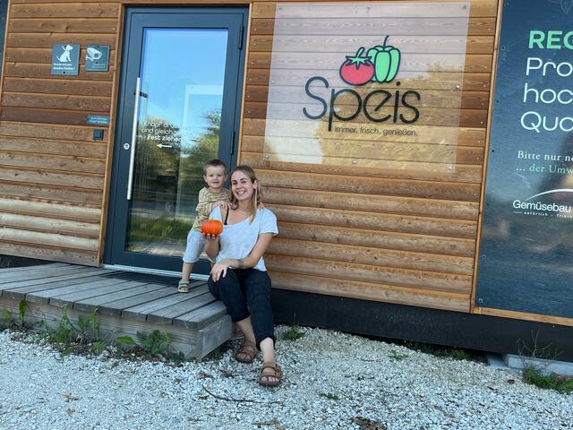 Die Speis ist ein regionaler Selbstbedienungsladen mit frischem Obst, Gemüse, Honig, Eiern, Nudeln oder auch Grillfleisch. | Foto: Karin Heller