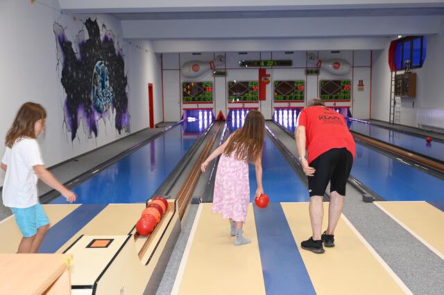 Kegeln beim Ferienspiel. | Foto: 2023psb/sap