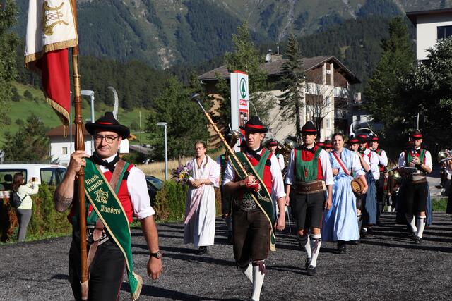 Einmarsch durch die Musikkapelle Nauders. | Foto: Celina Leitner