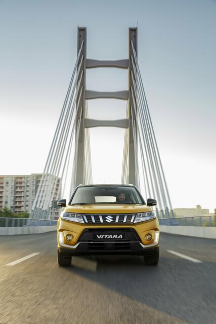 Neben dem Boosterjet-Turbobenziner mit 48 Volt Mildhybrid System gibt es den Suzuki Vitara auch als Vollhybrid – Suzuki nennt das Strong Hybrid.  | Foto: Suzuki