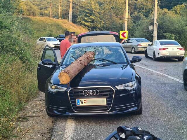 Erstaunlicherweise gab es keine Verletzten.  | Foto: Diaspora Europeană Oficial/zVg