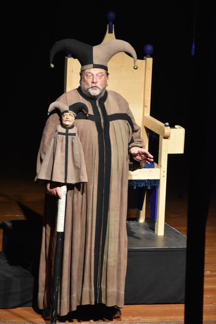 „Ein Narrentanz“ zeigt Alltagssituationen aus dem Jahre 1500, in denen die Menschen dem schleichenden Machtspiel der Tugenden ausgesetzt werden. | Foto: Georg Larcher