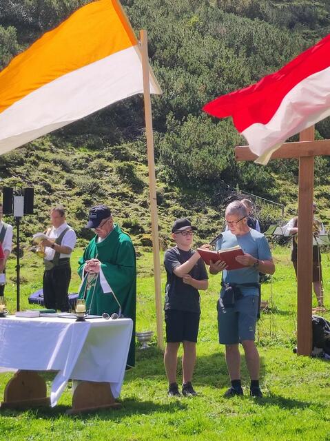 Anton Steixner las als Almbesitzer die Lesung.  | Foto: Mair