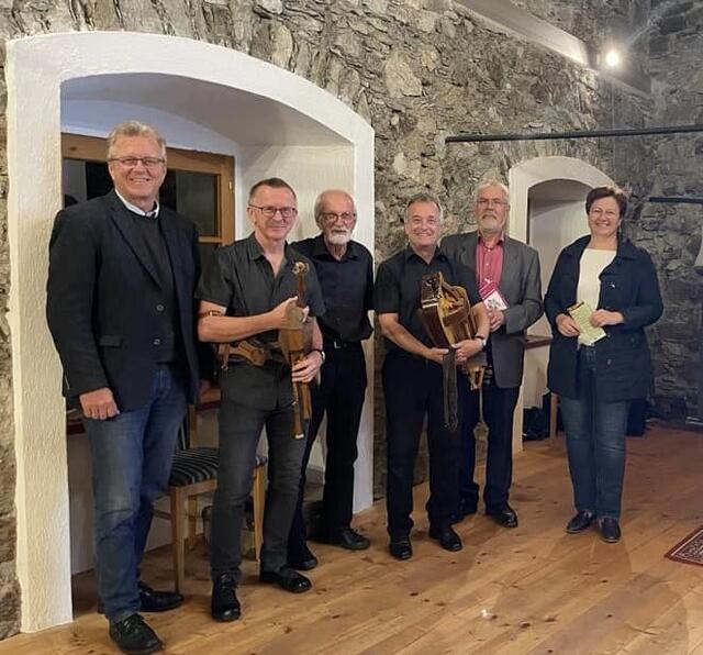 Antolitsch, Ozwirk, Wolfsgruber, Lippitsch, Deuer, Scheurer (von links) | Foto: Marktgemeinde Arnoldstein