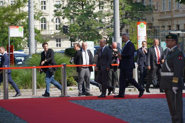 Ankunft von Karl Nehammer und Olaf Scholz in Salzburg. | Foto: sm
