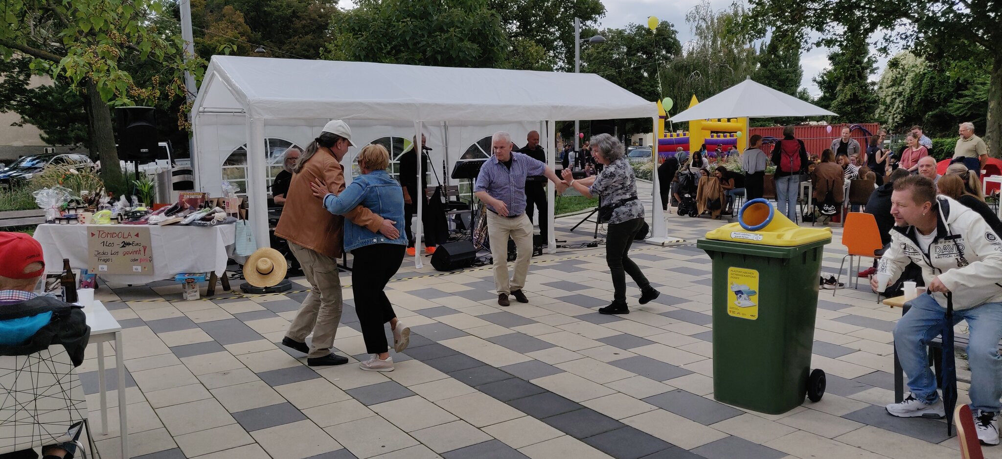 8. SOMMERFEST im Hermine-Weinreb-Park