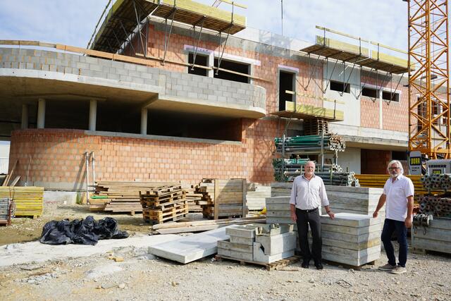 Hier entsteht ein Veranstaltungszentrum für über 30 Vereine in Parndorf | Foto: Andrea Glatzer