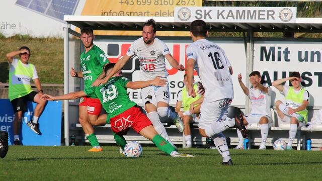 Der SK Kammer musste gegen Tabellenführer SV Grieskirchen eine 0:2 Niederlage einstecken.  | Foto: Helmut Klein