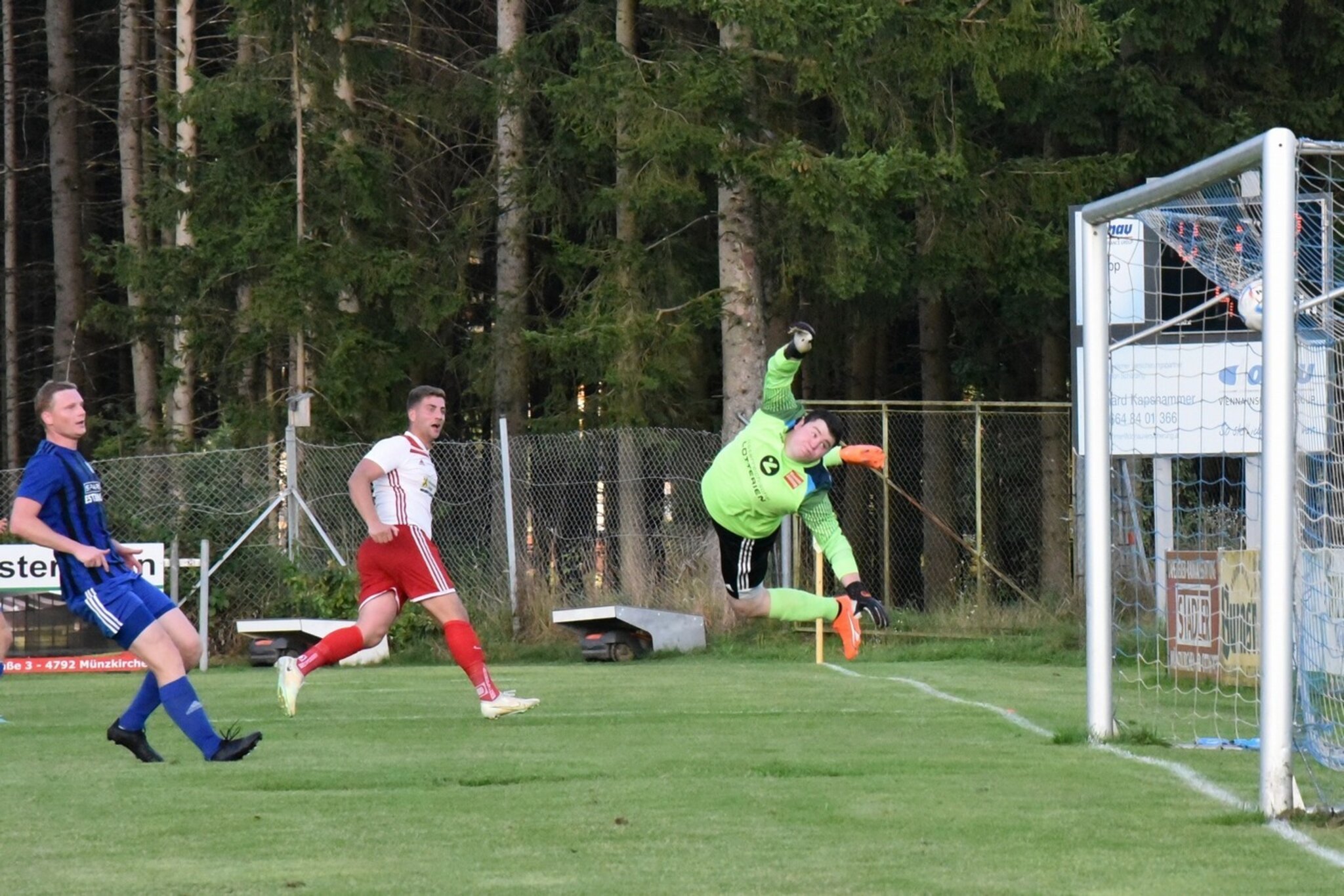 Fußball: St. Roman siegte beim Sauwaldderby in Münzkirchen - Schärding