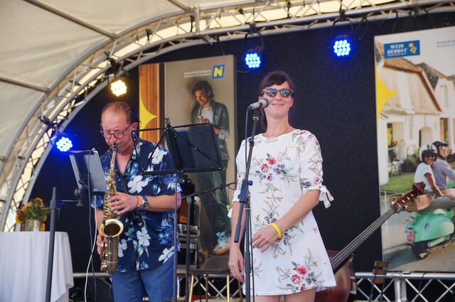 Saxophonist Julius Illes und Sängerin Janka Butorova