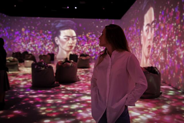 "Viva Frida Kahlo" ist eine multimediale Ausstellung über die mexikanische Künstlerin. Sie wird bis zum 5. Oktober letztmalig verlängert. | Foto: Morris Mac Matzen