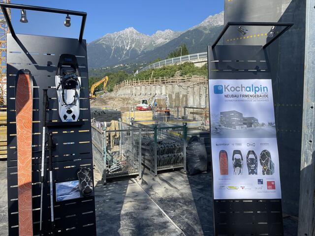 Die Koch alpin GmbH. zählt seit 1978 zu den führenden Herstellern von Steigfellen und Tourenski. Nun wird der Firmensitz von Mils nach Innsbruck verlegt. | Foto: Bezirksblatt