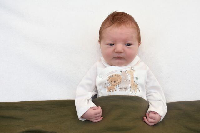 Marius
Geburt: 22. Juli 2023
Eltern: Sabrina und Raphael Hammer
Edersgraben
2.970 g, 49 cm | Foto: Baby Smile