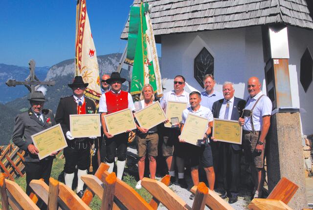 Die Geehrten der heurigen Jubiläumswallfahrt der Milchwirtschafts-Fachleute auf der Kraftalm. | Foto: Brigitte Eberharter