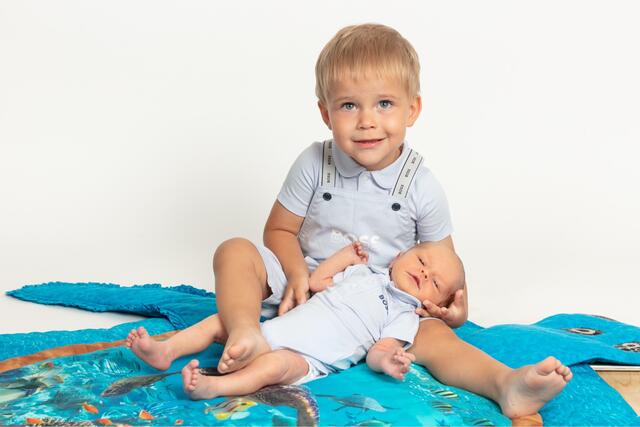 Valentin
Geburt: 15. Juli 2023
Eltern: Eva und Alfred Ornig
Hummersdorf
2.920 g, 51 cm | Foto: KK