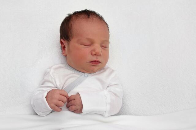 Florian
Geburt: 1. August 2023
Eltern: Elisabeth und Elvis Ruckenstuhl
Tieschen
3.690 g, 51 cm | Foto: Baby Smile