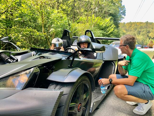 Autos, die es sonst kaum zu sehen gibt, können bei den Weinstraßen Driving Days getestet werden. | Foto: privat