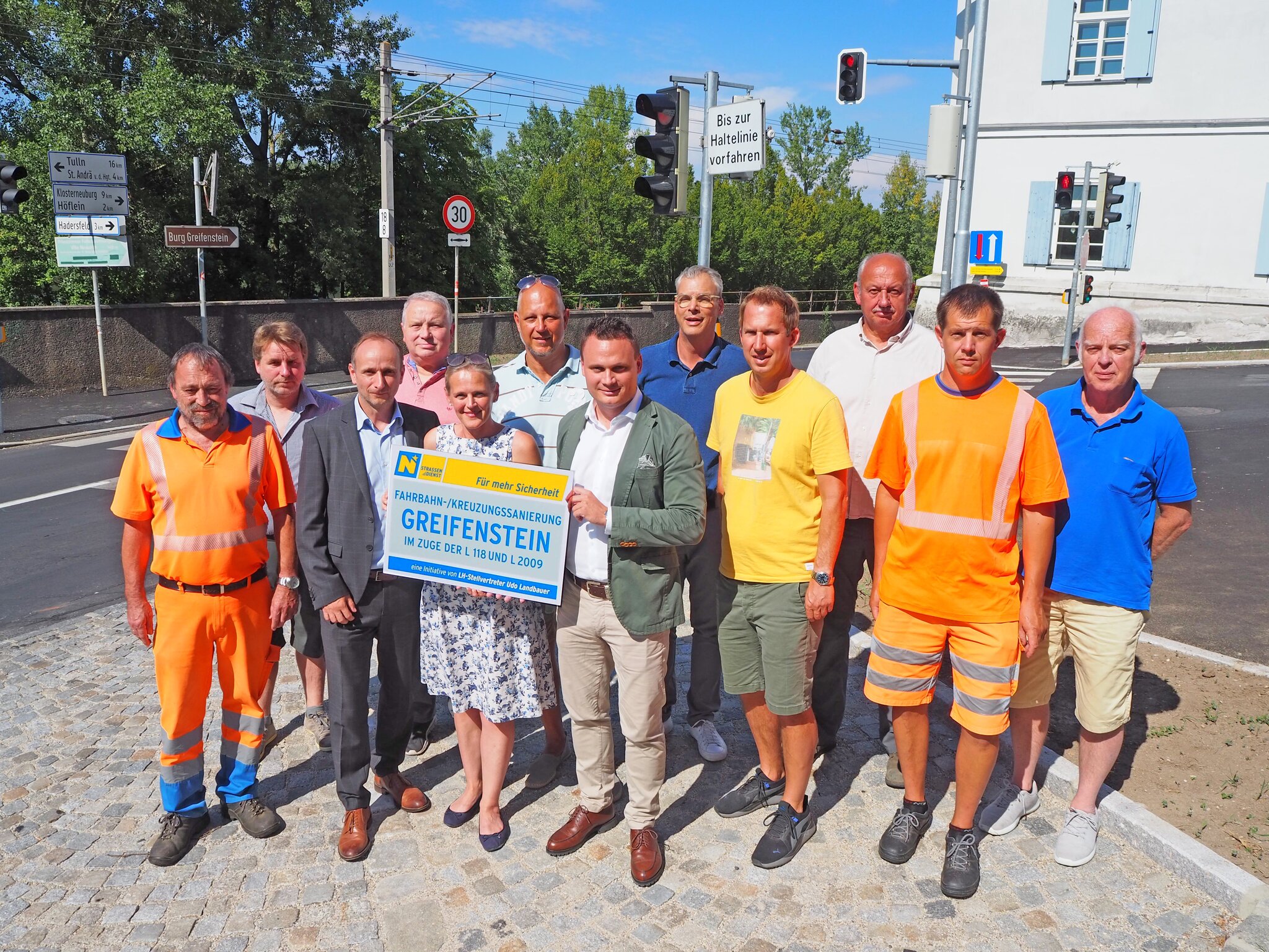 Greifenstein: Crossing conversion to increase traffic safety - Tulln