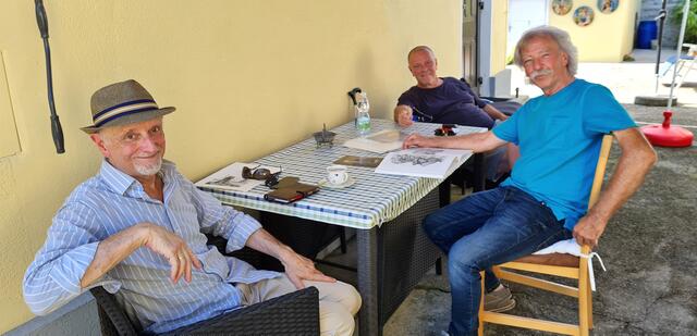 Michael Fuchs, Thomas Zinnbauer und Adolf Tuma bei der Besprechung im Kunsthaus Immerland | Foto: privat