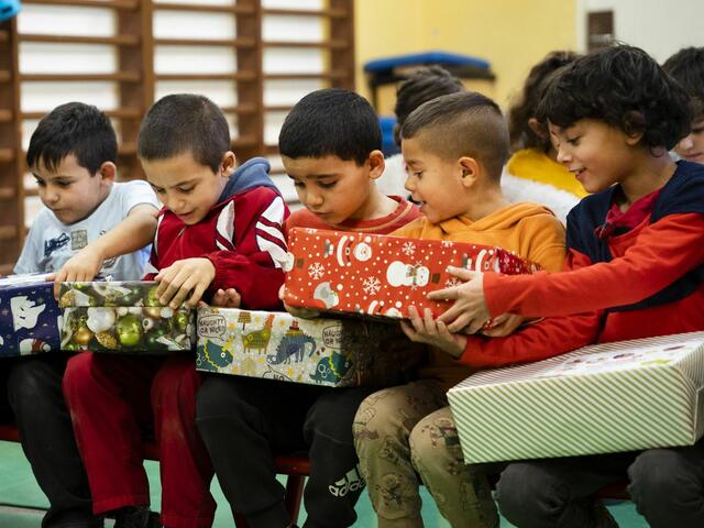 ... für Roma-Kinder ...