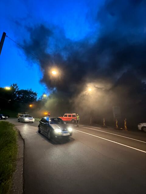 Um sicherzustellen, dass im Ernstfall alles funktioniert, wurden diesen Mittwoch Rauch- und Brandversuche durchgeführt. | Foto: privat