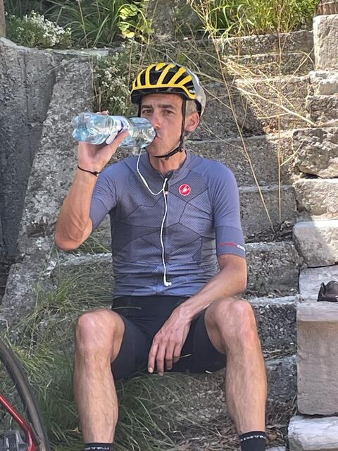 Trinken war angesagt – so auch bei 40 Grad in Belluno! Insgesamt wurden 23 Liter Flüssigkeit "nachgefüllt". | Foto: privat