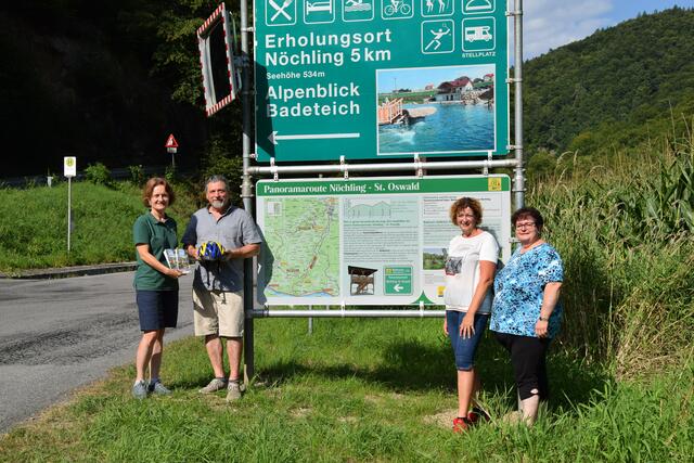 Tanja Wesely (NÖ.Regional), Bgm. Roman Grabner (Nöchling), GFGRin Barbara Leonhartsberger, Bgm.in Rosemarie Kloimüller (beide St. Oswald) | Foto: Marktgemeinde Nöchling