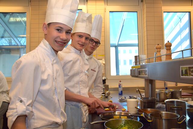 Polytechnische Schule Obertrum, Lehre im Tourismus. | Foto: Land Salzburg/Christine Schrattenecker