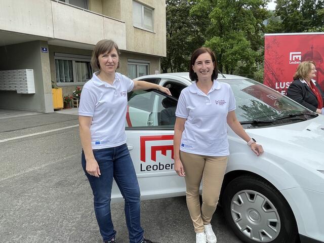 Die Community Nurses Renate Pauritsch und Gabriele Gruber (v.l.) nahmen mit Juli des vergangenen Jahres offiziell ihre Tätigkeit in Leoben auf. | Foto: RegionalMedien Steiermark