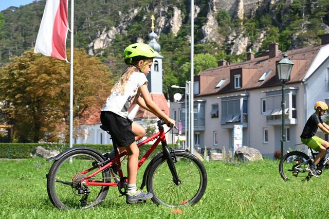 Mountainbike-Fahrtechnik - Beim Badener Ferienspiel gibt es immer neues zu entdecken. | Foto: 2023psb/sap
