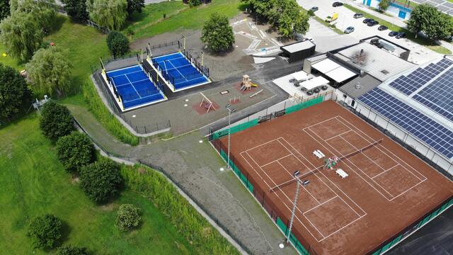 Die bestehende Anlage wurde gänzlich abgetragen und neu aufgebaut. Der neue Tennisplatz wurde mit zwei Tennisspielfeldern auf den aktuellen Stand der Technik gebracht. | Foto: Stadt Imst