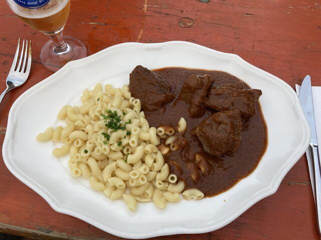 So sah das geschmackvolle Gulasch aus