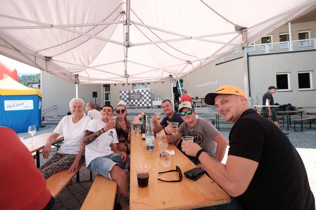 Gut gelaunt: Luggi, Melli, Mottl, Siml und Tom  | Foto: Kendlbacher