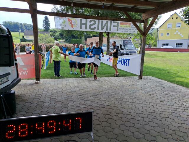 Die Unified-Staffel des Special Olympics Team Dornau kam als erste in Kalch an.  | Foto: ARAB
