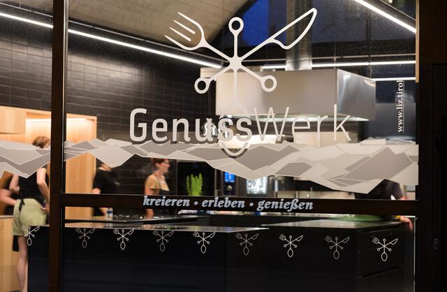 Genusswerk: kreieren, erleben, genießen. | Foto: © Agrarmarketing Tirol / Oss