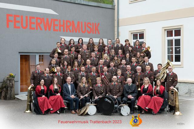 Die Musikanten der Feuerwehrmusik Trattenbach freuen sich auf die Feierlichkeiten.  | Foto: Feuerwehrmusik Trattenbach