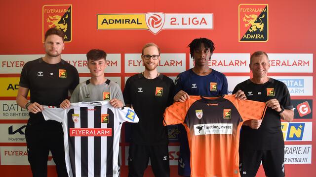v.l.n.r. Tommy Wright, Matthew Anderson, Thomas Pratl, Tobi Oluwayemi, Michael Gruber | Foto: FC Flyeralarm Admira