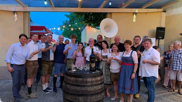 Johann Seper, Florian Klemm, Erik Hofreiter, Christoph, Philipp und Laura Jordan, Manfred Ebenführer, Irmi Moser, Theresa Hintersteiner, Gerti und Rainer Schuckert | Foto: Simon Glösl