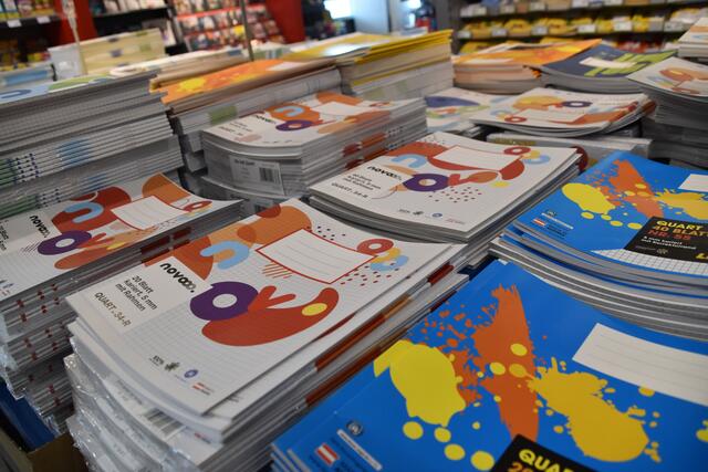 Im Vergleich zum Vorjahr müssen Eltern für Schulartikel rund 13 Prozent mehr ausgeben. | Foto: Roland Mayr