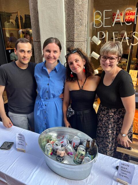 Ein Tasting von Bierol-Bieren gab es bei Lieblich &amp; Schön. (v.l) Deniz Mailänder, Magdalena Nösig, Lisa Luginger-Bichler und Sabrina Nösig | Foto: Bierol