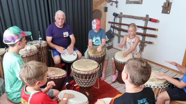 Bei Franz Gronister erwartete die Kinder ein zauberhafter Nachmittag voller Musik. | Foto: Gemeinde Hofstetten-Grünau